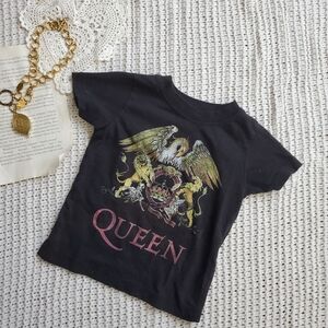 Queen Black Kids T-Shirt with Regal Graphic